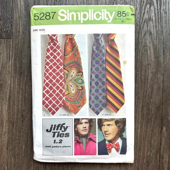 UNCUT Vintage 1970s Simplicity 5287 Sewing Pattern Mens EASY Ascot Tie & Bow Tie - Picture 1 of 2